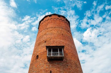 Sigulda, Letonya'daki Turaida Kalesi ortaçağ kalıntıları