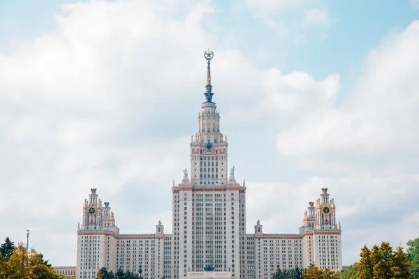 Lomonosov Moscow State University em Moscou, Rússia — Fotografia de Stock