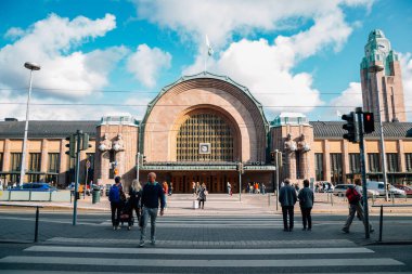 Helsinki, Finlandiya - 15 Ağustos 2019: Helsinki merkez tren istasyonu