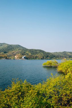 Anseong, Kore 'de dağları olan Geumgwang Gölü