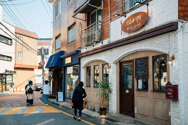 2020年4月29日 ソウル 青瓦台カフェ レストラン街 — ストック写真
