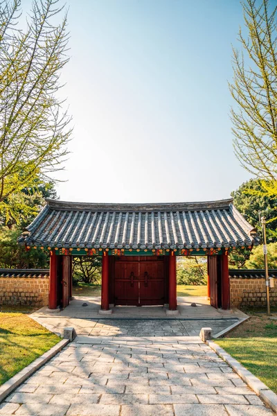 Cheonan Korea April 2020 Koreaanse Traditionele Houten Deur Gwan Sun — Stockfoto