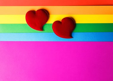 arka plan, lgbt topluluk bayrağı ile kalp