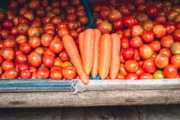 Zanahorias Tomates Mercado — Foto de Stock