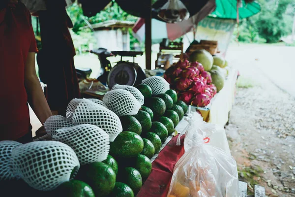 Tienda Verde Aguacate Asia Camino — Foto de Stock