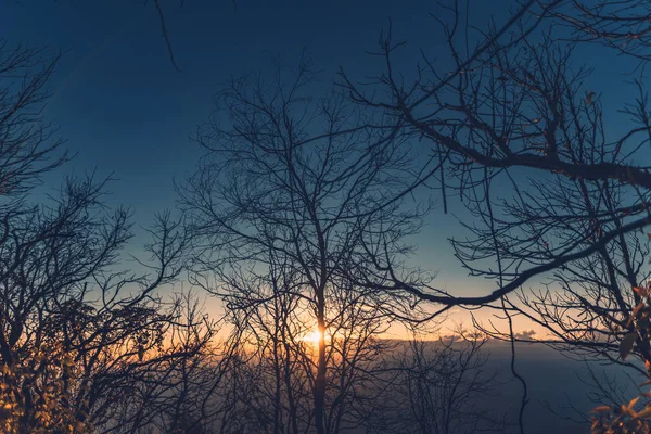 Lumière Soir Ciel Brouillard Sur Montagne Soir — Photo