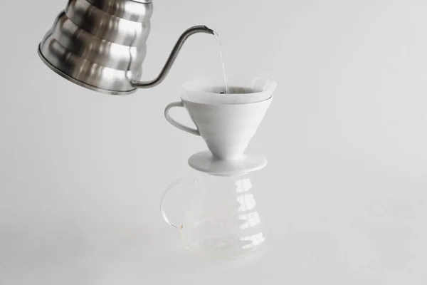 Капельный Кофе Черный Кофе Белом Фоне — стоковое фото