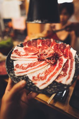 Isiz ızgara et Restoranda