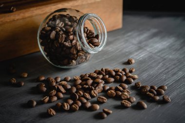 Kahve, sade kahve, damla kahve, düşük ışıkta kahve yapmak 