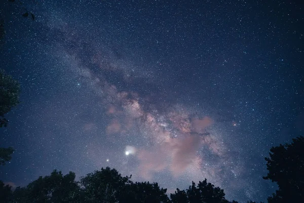 银河和星星 夜空中的银河 — 图库照片