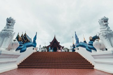 Tayland tapınağı-Wat Ban Den Chiang Mai Pagodas ve tapınakları