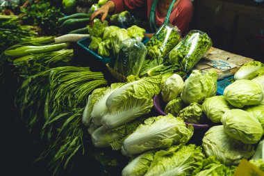 Pazarda taze sebzeler pazarda sebzeler