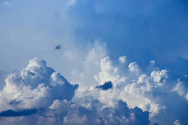 Schöne Weiße Wolken Auf Blauem Himmel Hintergrund Weiße Wolken Grenzenlosen — Stockfoto