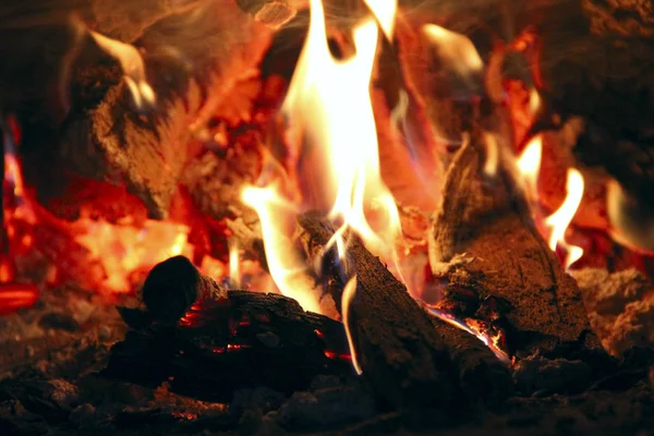 Sütő Lángok Tűzifa Kandalló Égető Ragyogó Lángok — Stock Fotó