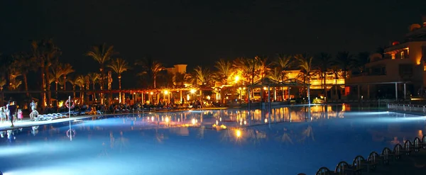 Hurghada Egypt July 2018 Swimming Pool Evening Hotel Holidays People — Stock Photo, Image