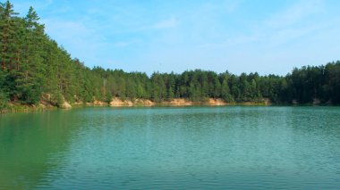 Harika doğal bir manzara. Su panoraması. Vahşi doğa