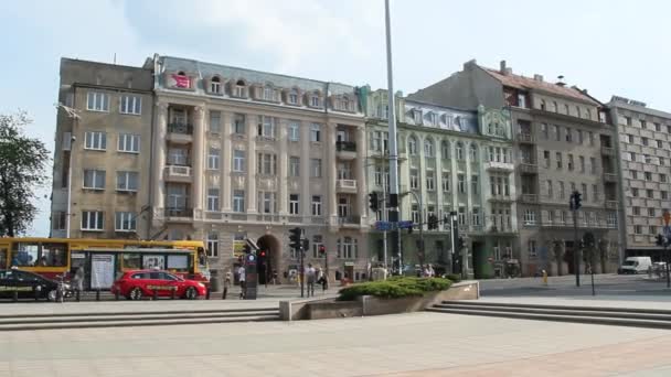 Lodz Lengyelország Április 2019 Városi Élet Lodzban Forgalmas Forgalmat Utcán — Stock videók