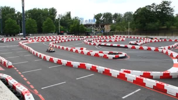 Lodz Polónia Junho 2019 Desportistas Dirigindo Carrinhos Mão Pista Corrida — Vídeo de Stock