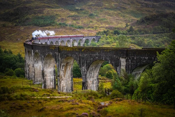 Schottland Glenfinnan Eisenbahnviadukt Schottland Mit Dem Jakobiten — Stockfoto