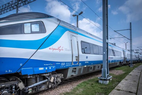 Krakov Polsko Července 2018 Pkp Intercity Vysokorychlostní Vlak Pendolino Nástupišti — Stock fotografie