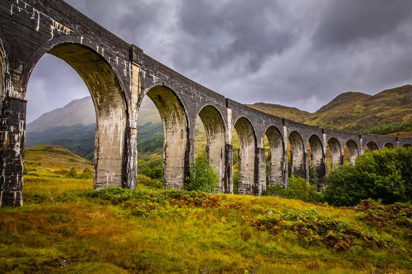 Escócia Glenfinnan Viaduto Ferroviário Escócia Com Jacobitas — Fotografia de Stock