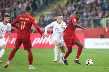 Chorzow, Polonya - 11 Ekim 2018: Uefa Milletler Ligi 2019: Polonya - Portekiz o/p Piotr Zielinski, William Carvalho
