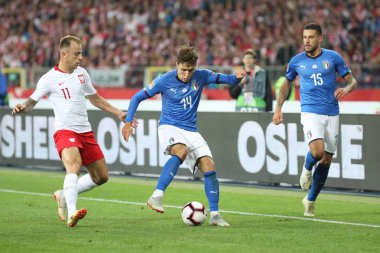 Chorzow, Polonya - 14 Ekim 2018: Uefa Milletler Ligi 2019: Polonya - İtalya o/p Kamil Grosicki, Federico Chiesa, Cristiano Biarghi