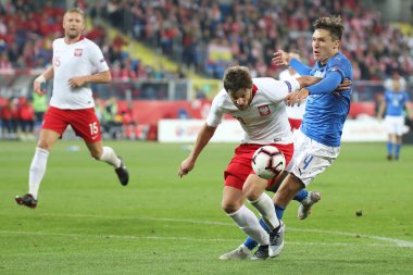 Chorzow, Polonya - 14 Ekim 2018: Uefa Milletler Ligi 2019: Polonya - İtalya o/p Bartosz Bereszynski, Federico Chiesa