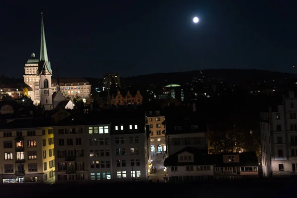 Zurich City by night with with church and university building — Stock Photo, Image