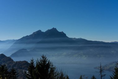 Sis, lucerne İsviçre yakınlarında, Buergenstock dağ yatay