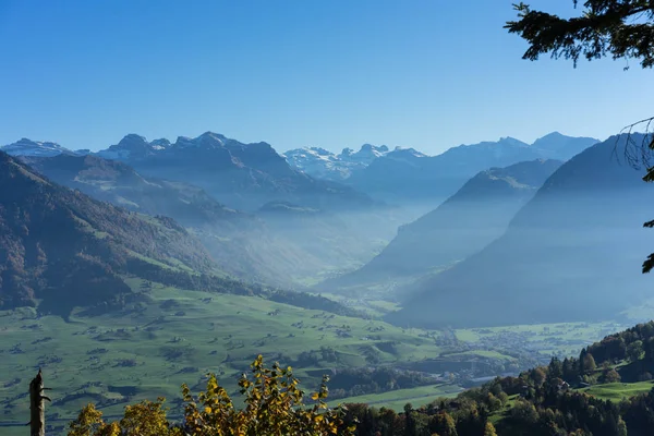 Buergenstock Berglandschap Met Mist Buurt Van Luzern Zwitserland Toerisme Plek — Stockfoto