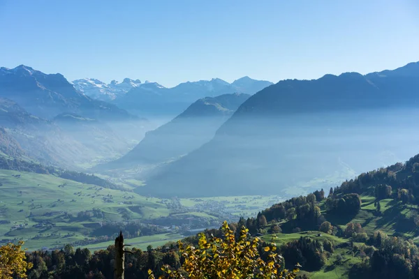 Sis, lucerne İsviçre yakınlarında, Buergenstock dağ yatay — Stok fotoğraf