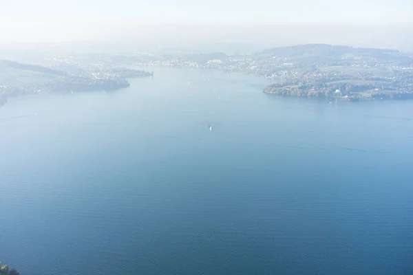 Buergenstock a köd a Luzerni-tó látképe — Stock Fotó