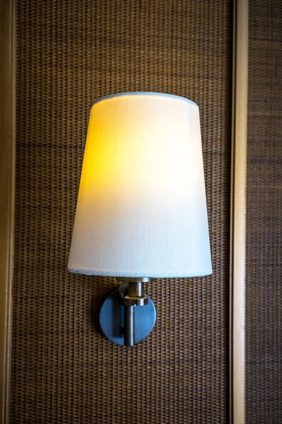 Lampada vintage a parete, design d'interni — Foto Stock