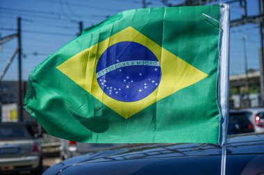 araba tam çerçeve monte Brezilya bayrağı