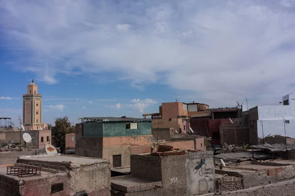 摩洛哥马拉喀什的老城天际线视图 — 图库照片