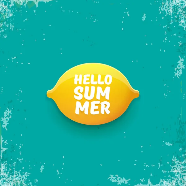 Vector Hello Summer Beach Party Flyer Modelo de design com limão fresco isolado em fundo azul ou turquesa. Olá verão conceito rótulo ou cartaz com frutas laranja e texto tipográfico . — Vetor de Stock