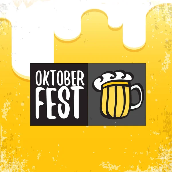 Etiqueta dibujada a mano del oktoberfest del vector en el cartel gráfico del octoberfest de la cerveza background.Vintage, volante o plantilla de diseño de la bandera con la cerveza — Archivo Imágenes Vectoriales