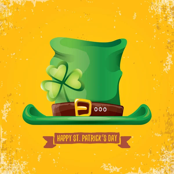 Vecteur saint patricks étiquette de jour avec chapeau vert et ruban avec texte isolé sur fond orange grunge. saint patricks affiche de jour ou modèle de conception de bannière — Image vectorielle