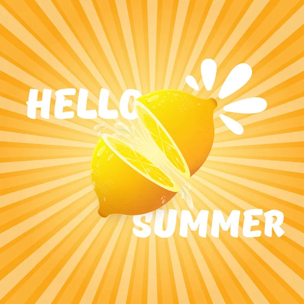 Vektor hallo Sommer Beach Party Flyer Design-Vorlage mit frischer Zitrone auf orangefarbenem Himmel mit Lichtstrahlen Hintergrund. Hallo Sommer Konzeptetikett oder Poster mit orangefarbenen Früchten und typografischem Text. — Stockvektor