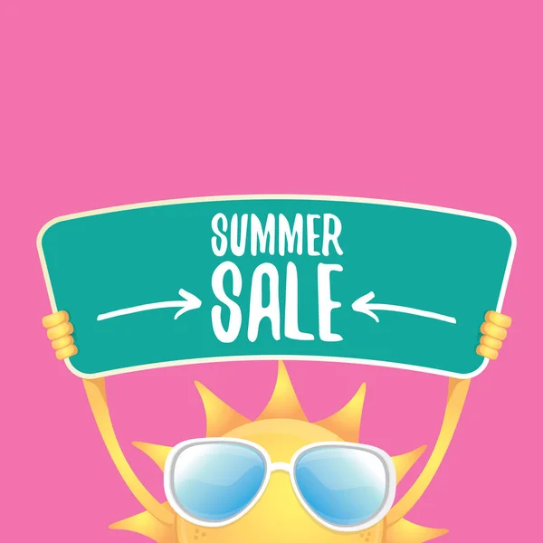 Sommerschlussverkauf Vektor Poster oder Web-Banner. Sommer glücklich Sonne Charakter halten Zeichen oder Banner mit Sonderangebot Verkauf Text auf rosa Hintergrund — Stockvektor