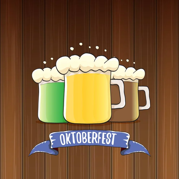 Bira bardağı veya ahşap arka plan üzerinde izole bira kupa ile vektör oktoberfest vektör etiketi. octoberfest vektör grafik afiş veya afiş tasarım şablonu — Stok Vektör