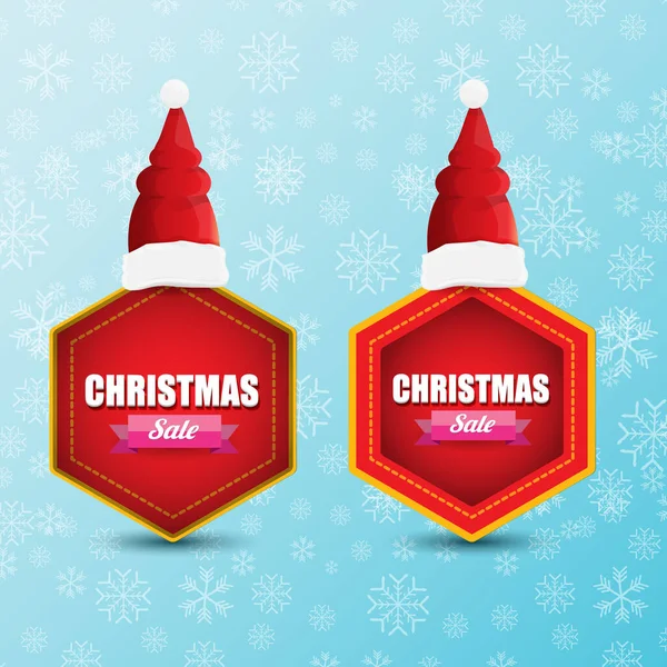 Vektor Weihnachtsverkauf Papierbanner oder Tag-Etikett mit roter Weihnachtsmütze auf schneeblauem Hintergrund mit fallenden Schneeflocken. rote Winter Weihnachten Verkauf Poster Design-Vorlage oder Hintergrund — Stockvektor