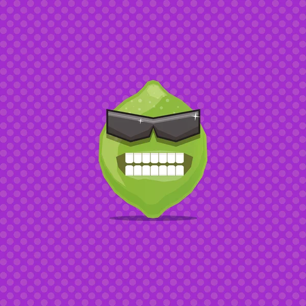 Vektor lustige Cartoon-grüne Kalkfigur mit Sonnenbrille isoliert auf violettem Hintergrund. funky lächelnd Sommer Limette Zitrusfrüchte Charakter — Stockvektor