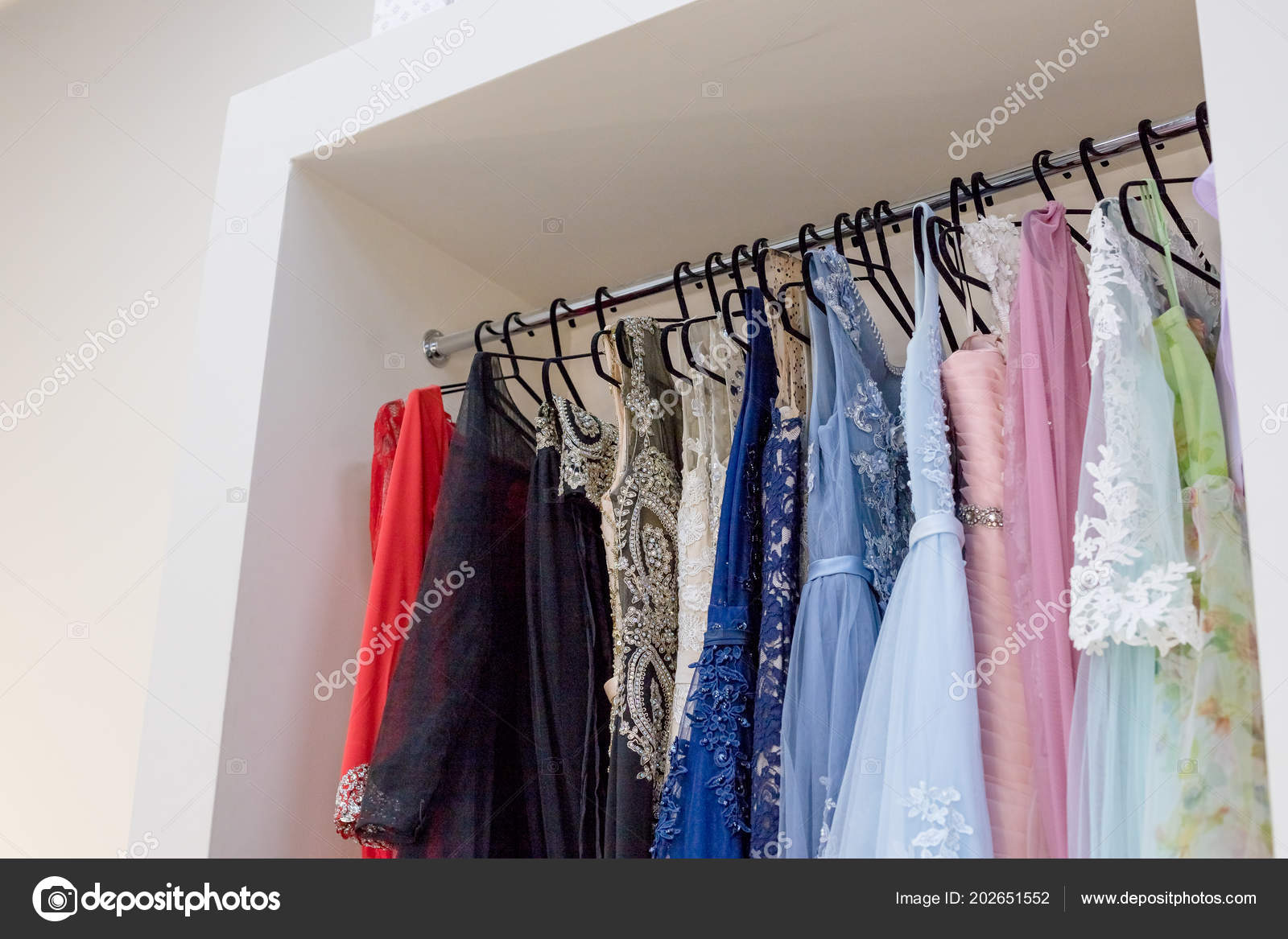rental gowns near me