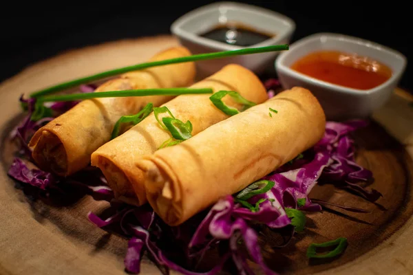 Selection Chinese Style Spring Rolls Accompanied Selection Sauces — Stock Photo, Image