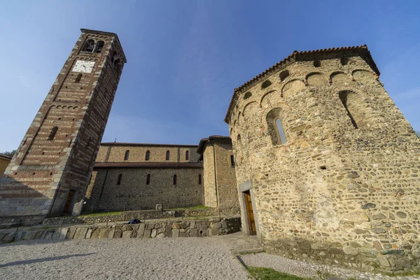 Agliate Brianza Monza Lombardia Włochy Zewnętrzny Średniowieczny Kościół Świętych Piotra — Zdjęcie stockowe