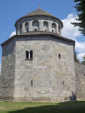 Arsago Seprio, Varese, Lombardiya, İtalya: dış Ortaçağ San Vittore kilisenin