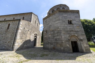 Arsago Seprio, Varese, Lombardiya, İtalya: dış Ortaçağ San Vittore kilisenin