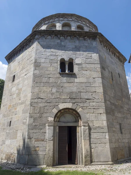 Arsago Seprio Varese Lombardei Italien Das Äußere Der Mittelalterlichen Kirche — Stockfoto